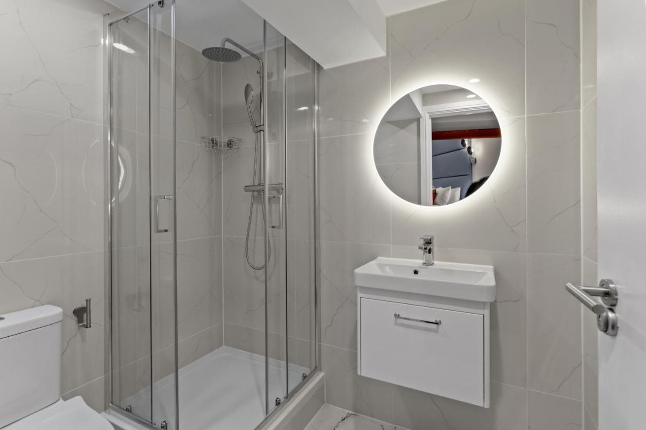 Modern Studio Flat Лондон Екстер'єр фото
